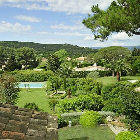 Awesome Fauve In Saint-tropez,france Villa Saint-Tropez